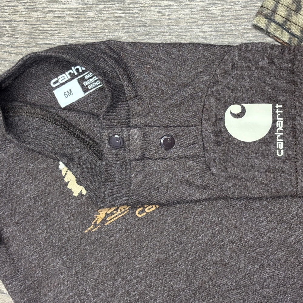 Carhartt Kids 6month Matching Bear Graphic Bodysuits, Set of Two, EUC - Picture 11 of 11